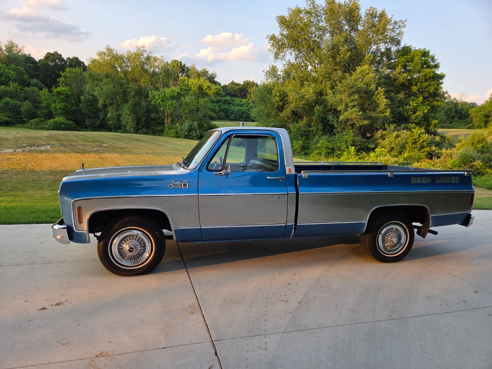 GMC-Sierra-1500-1975-19