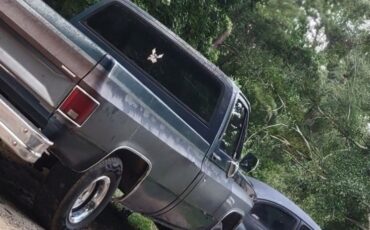 GMC-Sierra-1500-1987-1