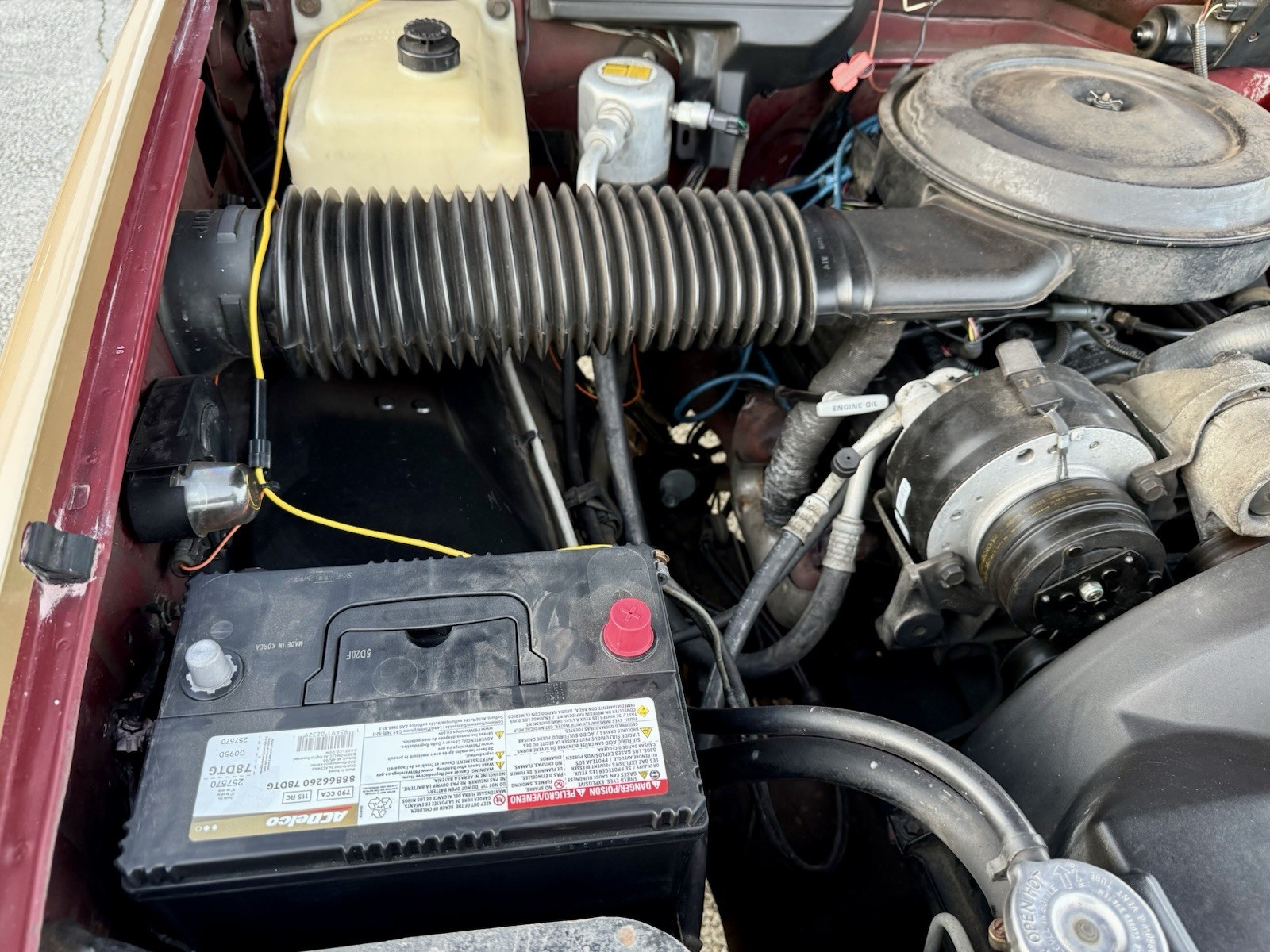 GMC-Sierra-1500-1991-Standard-Cab-Pickup-8
