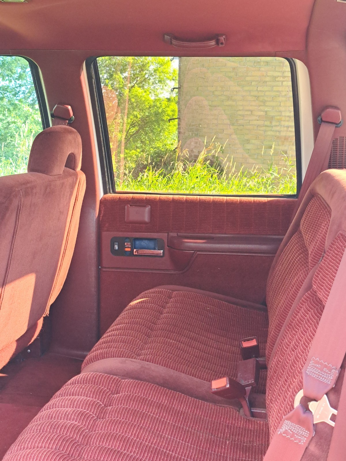 GMC-Sierra-1500-1993-Crew-Cab-Pickup-6