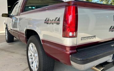 GMC-Sierra-1500-1995-Pickup-Truck-13