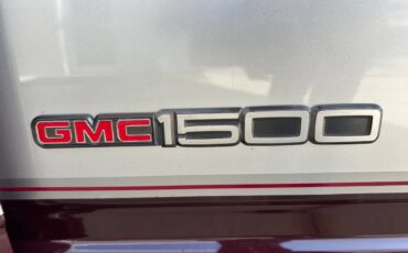 GMC-Sierra-1500-1995-Pickup-Truck-19