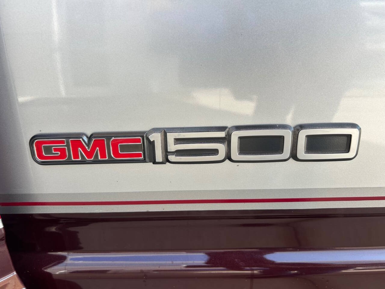 GMC-Sierra-1500-1995-Pickup-Truck-19