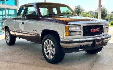 GMC-Sierra-1500-1995-Pickup-Truck-2
