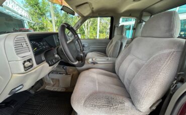 GMC-Sierra-1500-1995-Pickup-Truck-23