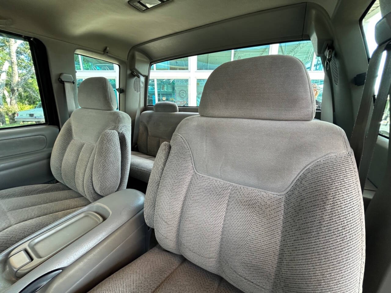 GMC-Sierra-1500-1995-Pickup-Truck-24