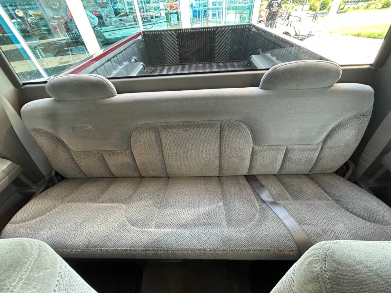GMC-Sierra-1500-1995-Pickup-Truck-25