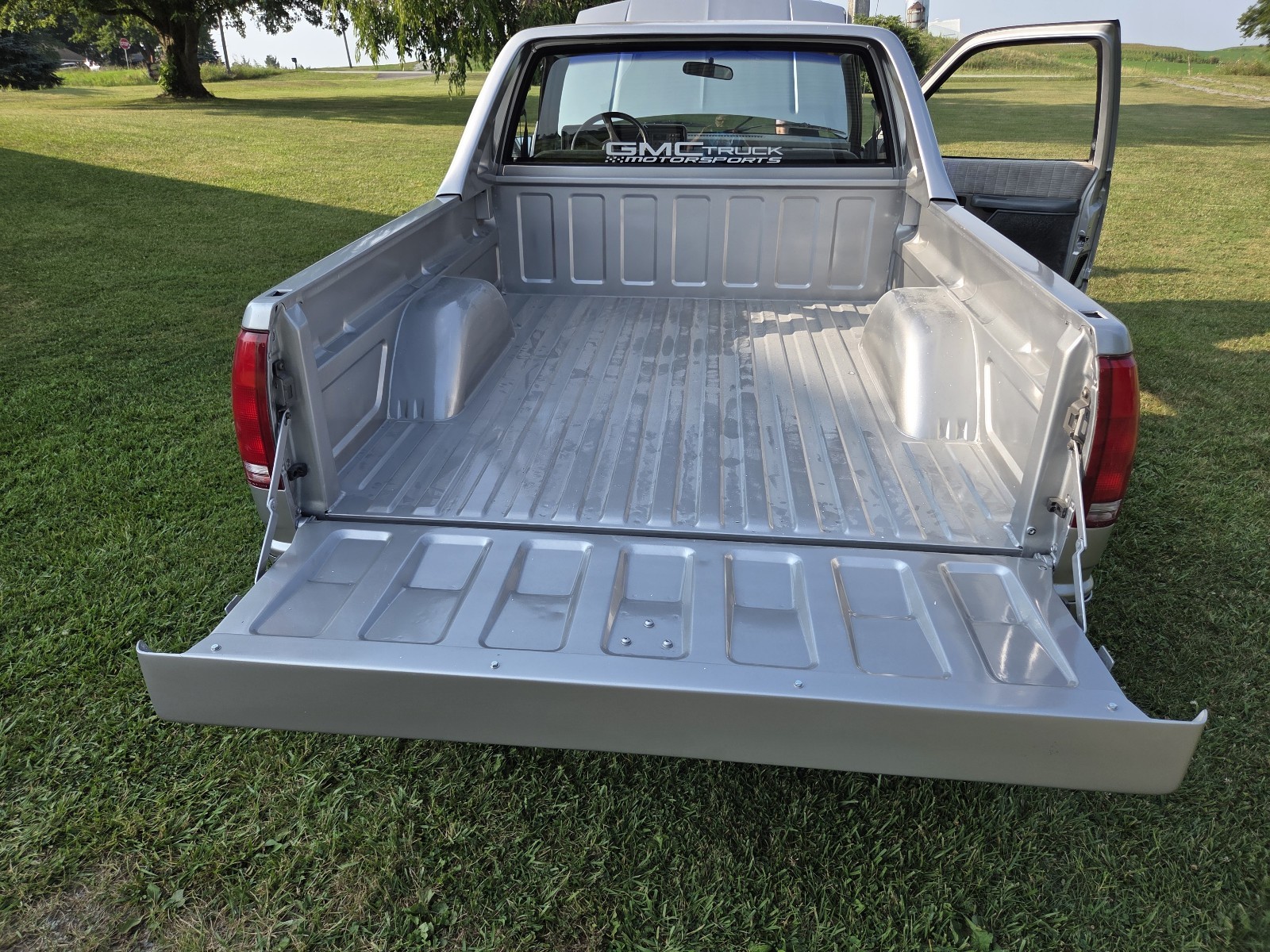 GMC-Sierra-1990-3