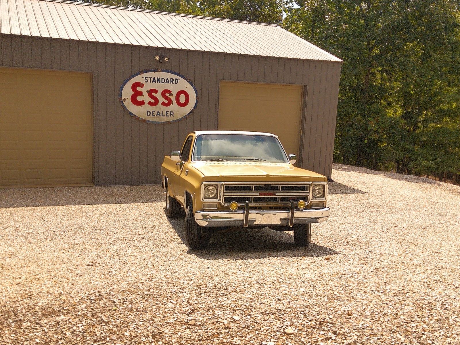 GMC-Sierra-2500-1976-Standard-Cab-Pickup-3