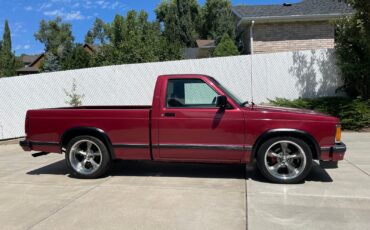 GMC-Sonoma-1993-Standard-Cab-Pickup-1