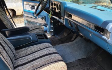 GMC-Suburban-1987-SUV-12