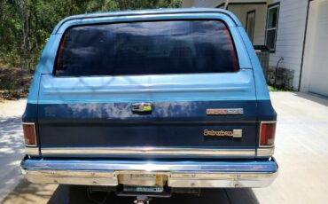 GMC-Suburban-1987-SUV-3