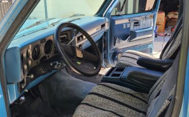 GMC-Suburban-1987-SUV-7