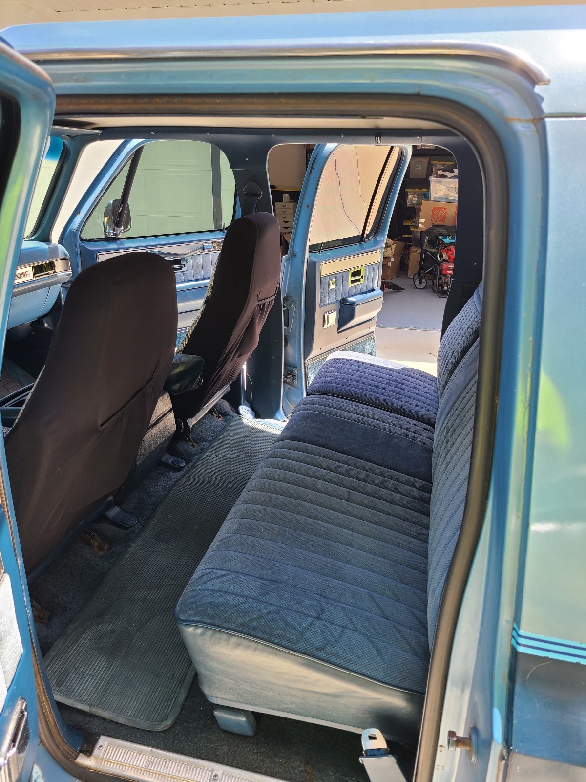 GMC-Suburban-1987-SUV-8