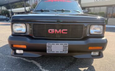 GMC-Syclone-1991-Pickup-Truck-11