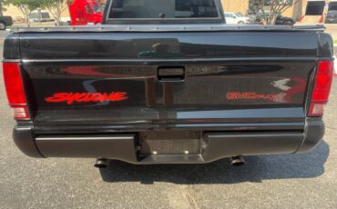GMC-Syclone-1991-Pickup-Truck-17