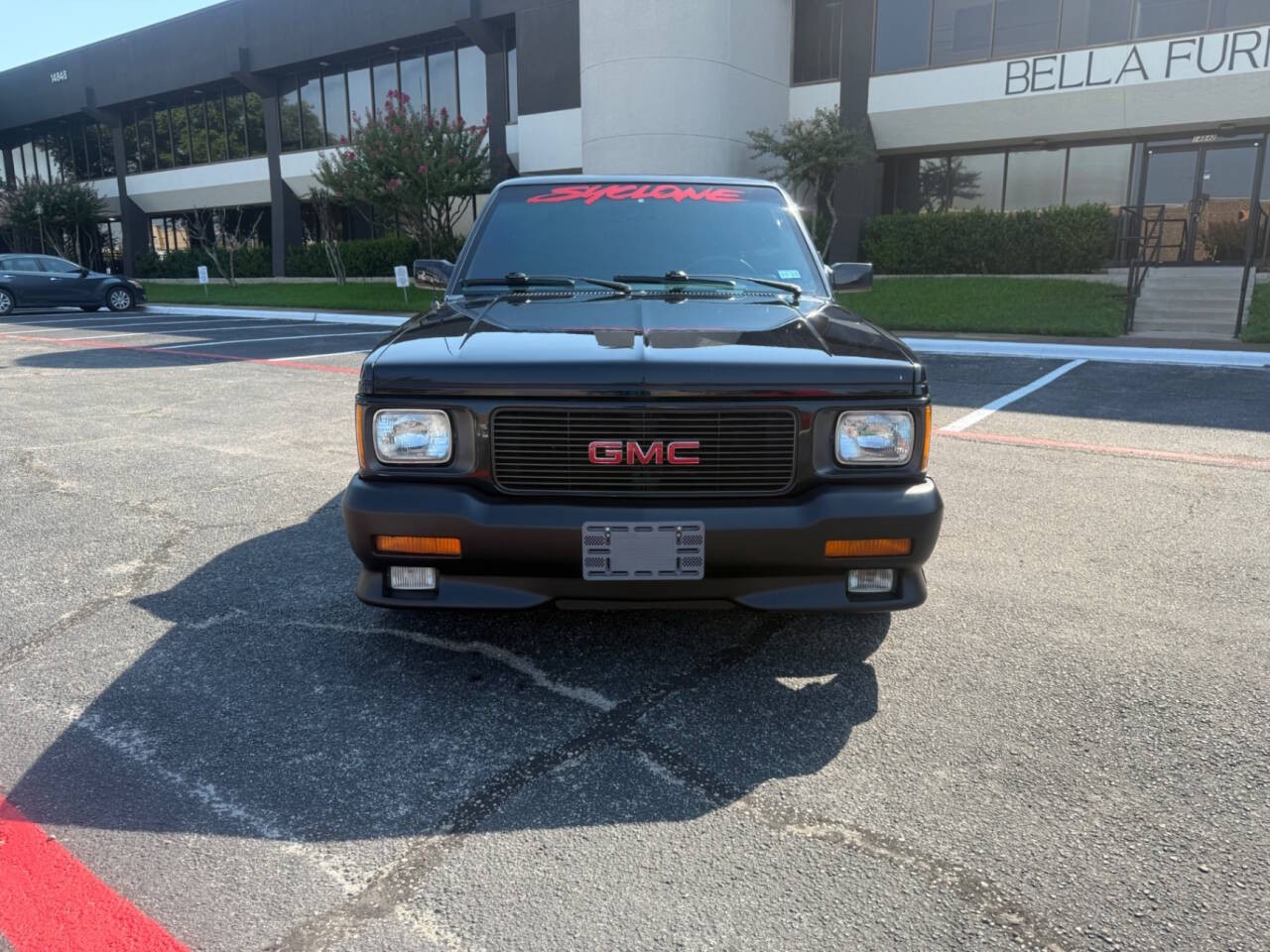 GMC-Syclone-1991-Pickup-Truck-2