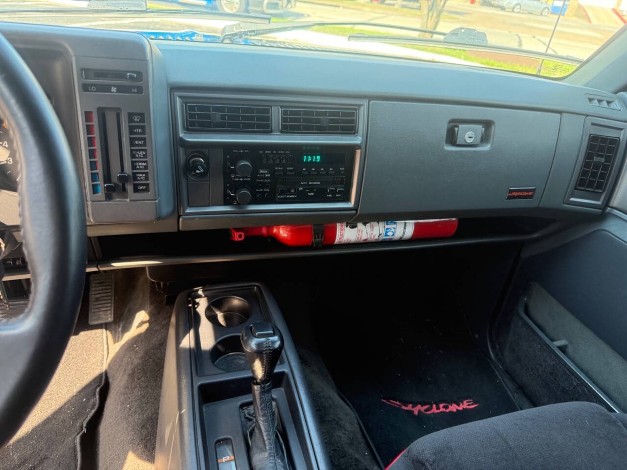 GMC-Syclone-1991-Pickup-Truck-32