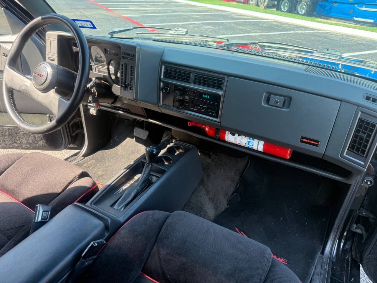 GMC-Syclone-1991-Pickup-Truck-36