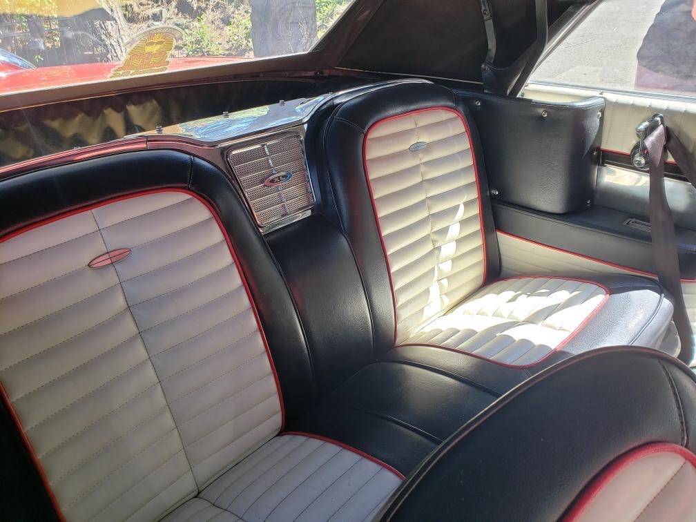 Galaxie-500-xl-1964-red-13