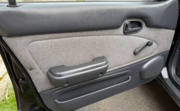 Geo-prizm-1994-black-12