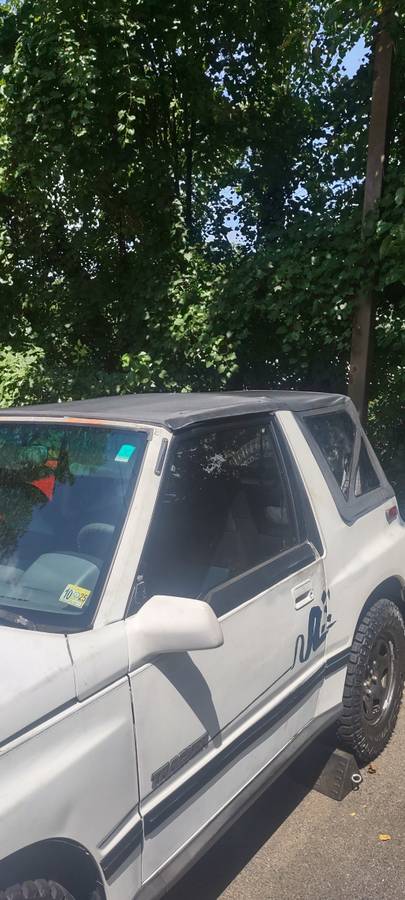 Geo-tracker-1990-white-10