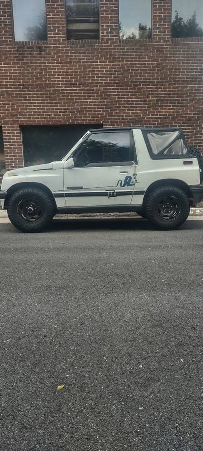 Geo-tracker-1990-white-8