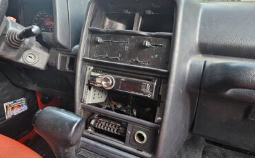 Geo-tracker-1992-red-3