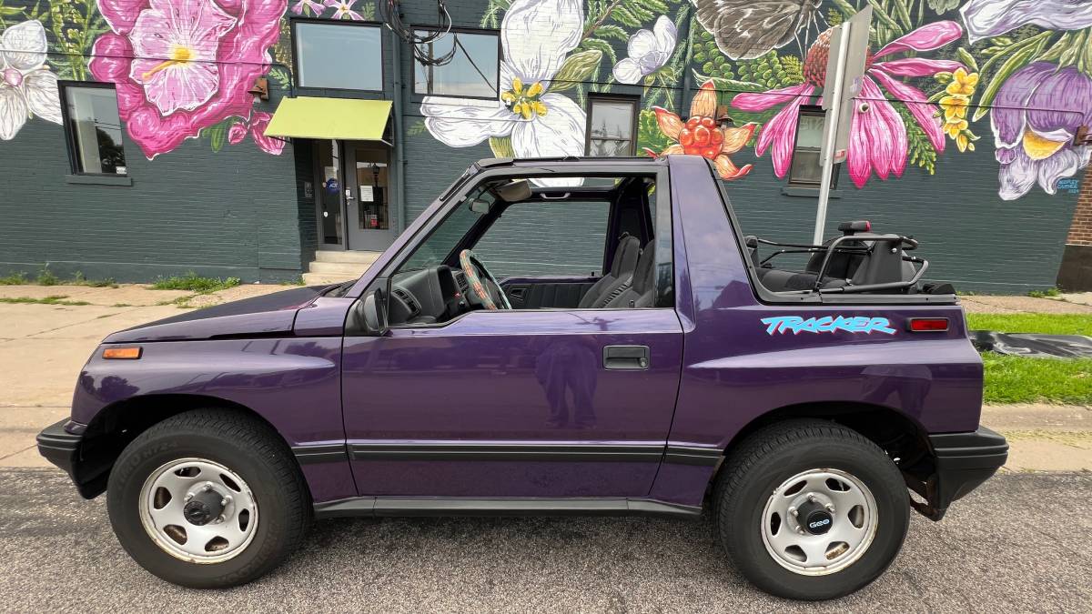 Geo-tracker-1995-purple-14
