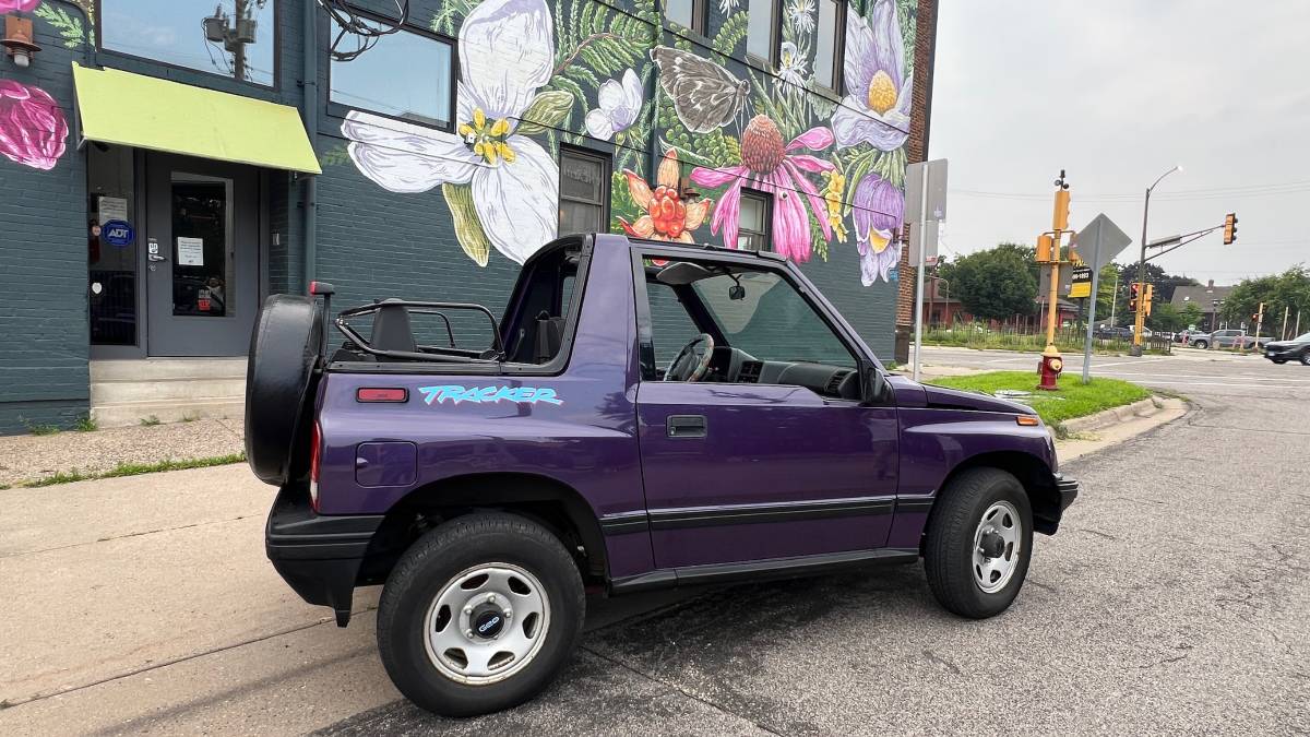 Geo-tracker-1995-purple-16