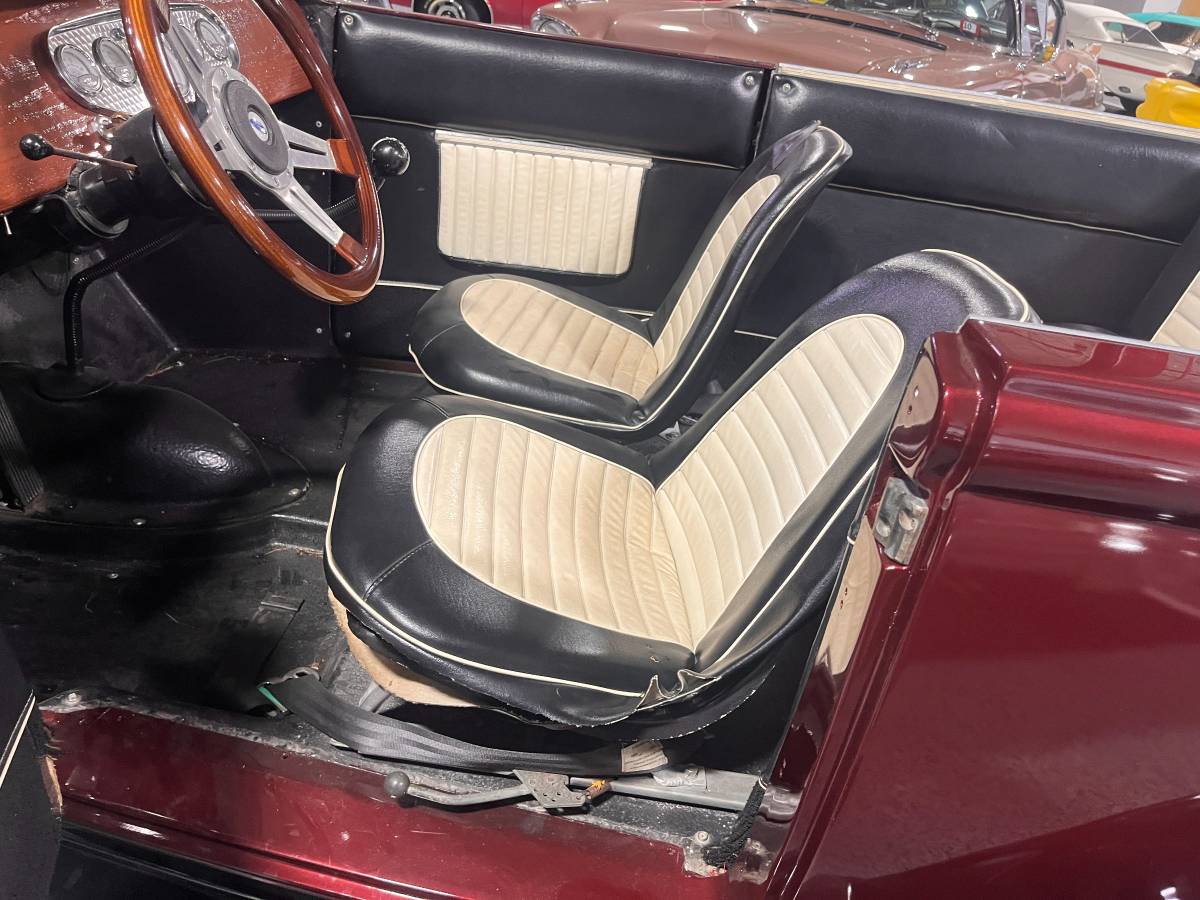 Glassic-runabout-1967-red-10