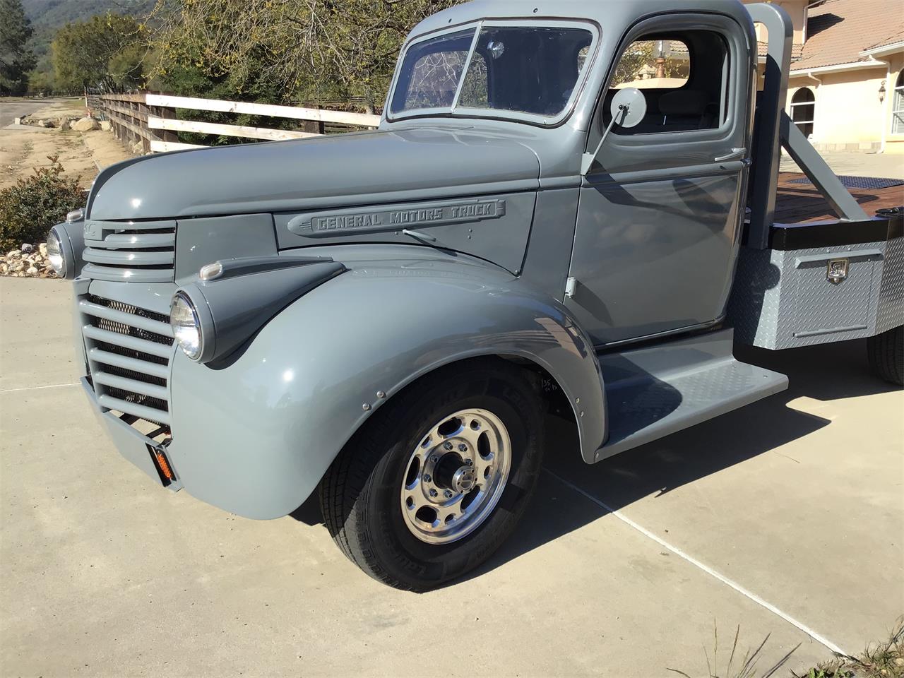 Gmc-1-12-ton-1945-Gray-Gray-1