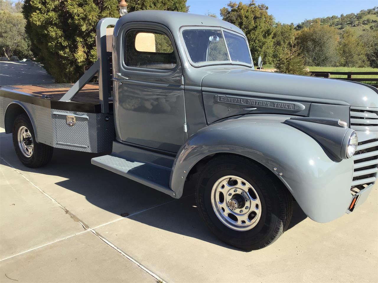 Gmc-1-12-ton-1945-Gray-Gray-3