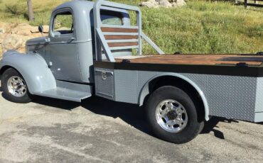 Gmc-1-12-ton-1945-Gray-Gray-7