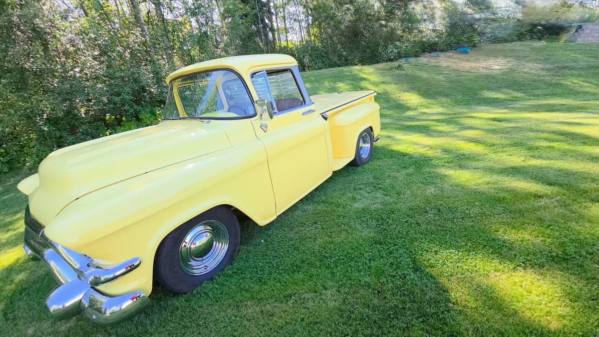 Gmc-100-1955-yellow-1