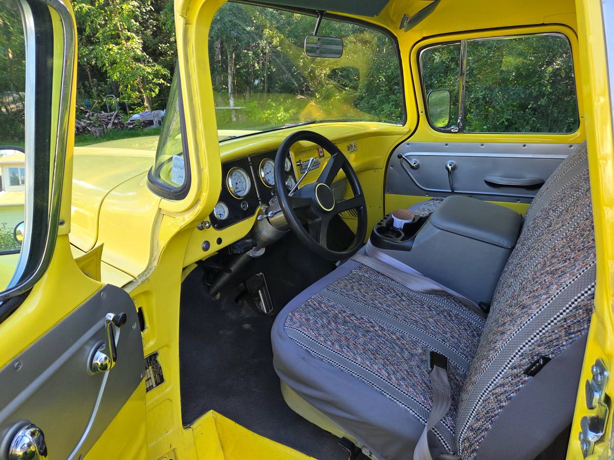 Gmc-100-1955-yellow-7