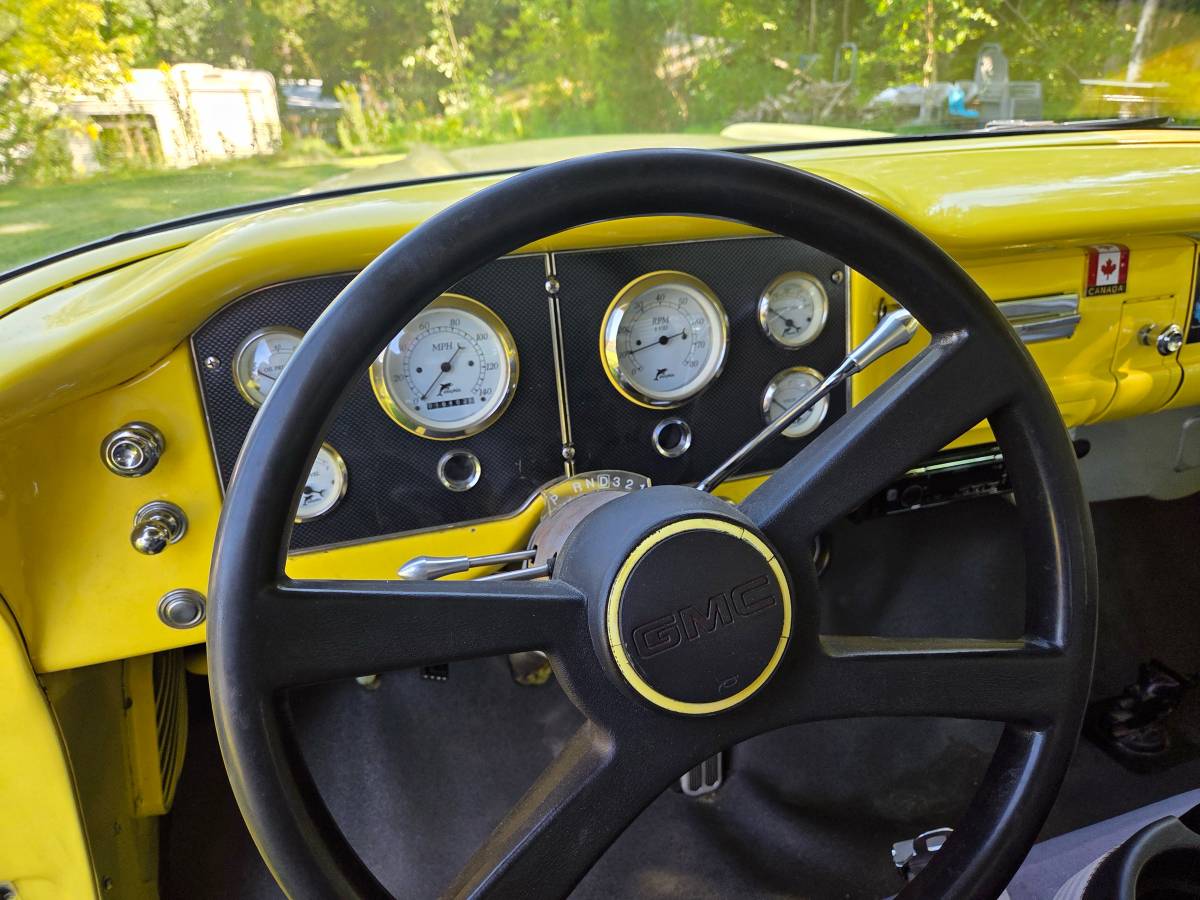 Gmc-100-1955-yellow-8