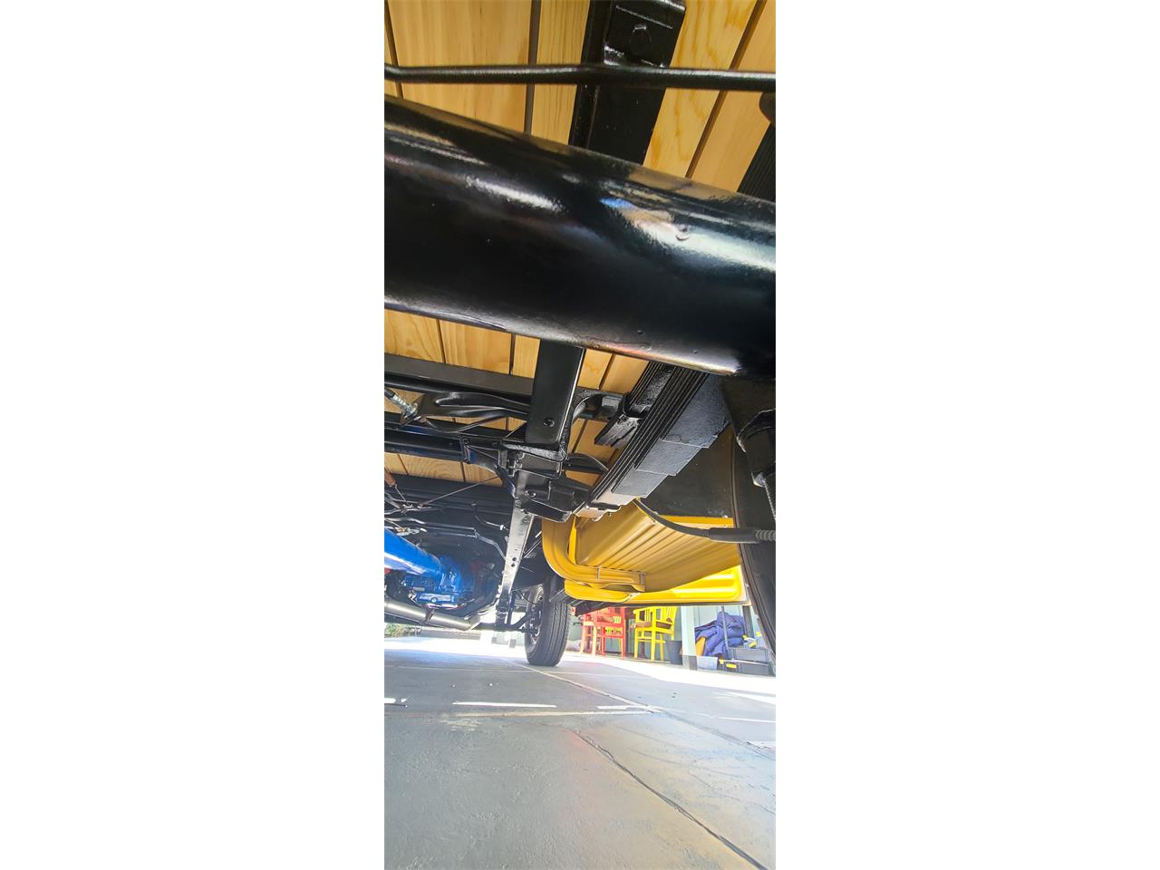 Gmc-100-1957-Bahama-Yellow-Black-18