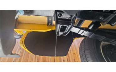 Gmc-100-1957-Bahama-Yellow-Black-20