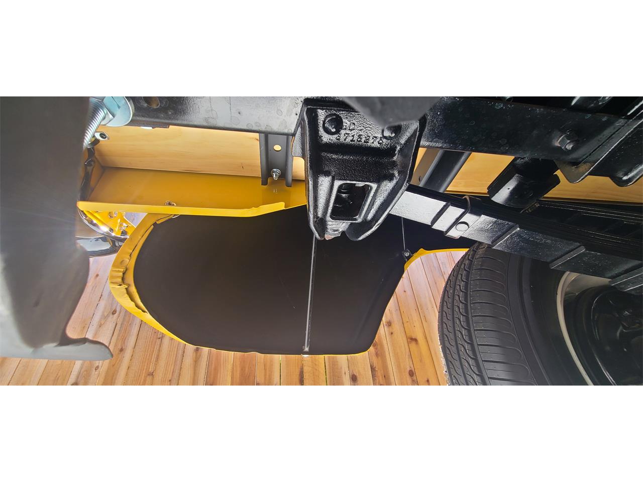 Gmc-100-1957-Bahama-Yellow-Black-20