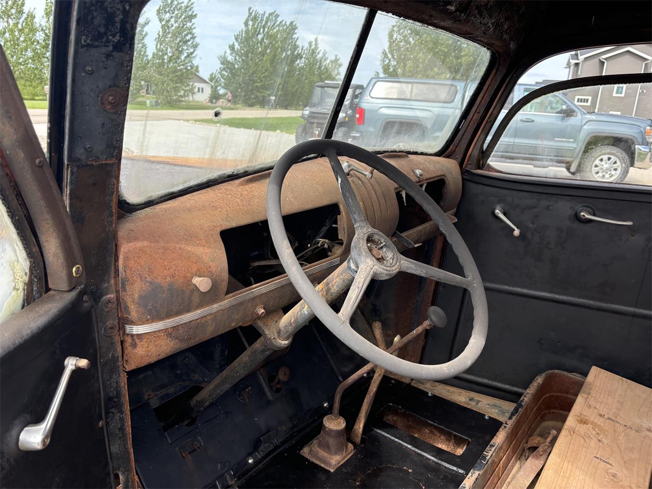 Gmc-12-ton-pickup-1941-10