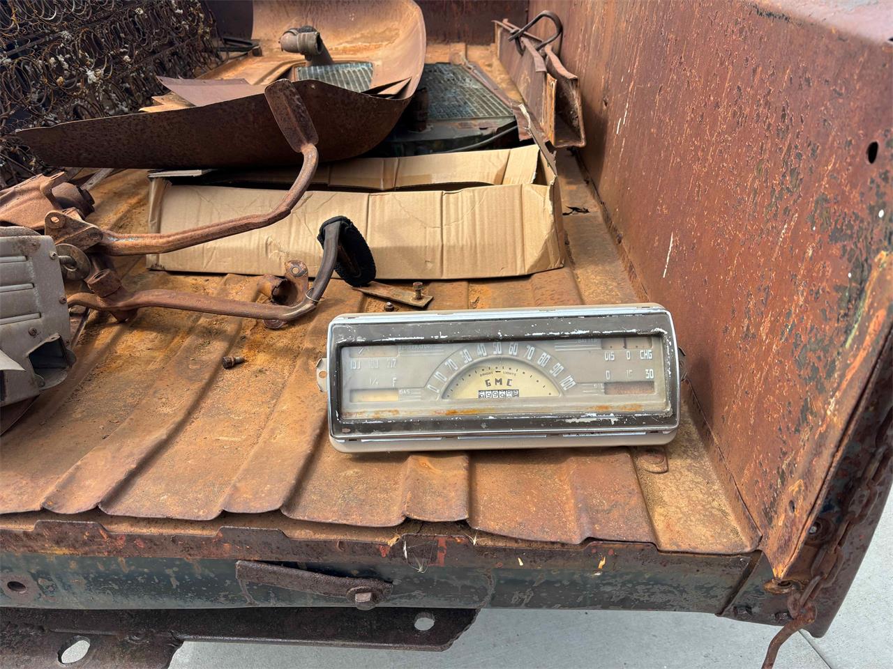 Gmc-12-ton-pickup-1941-4