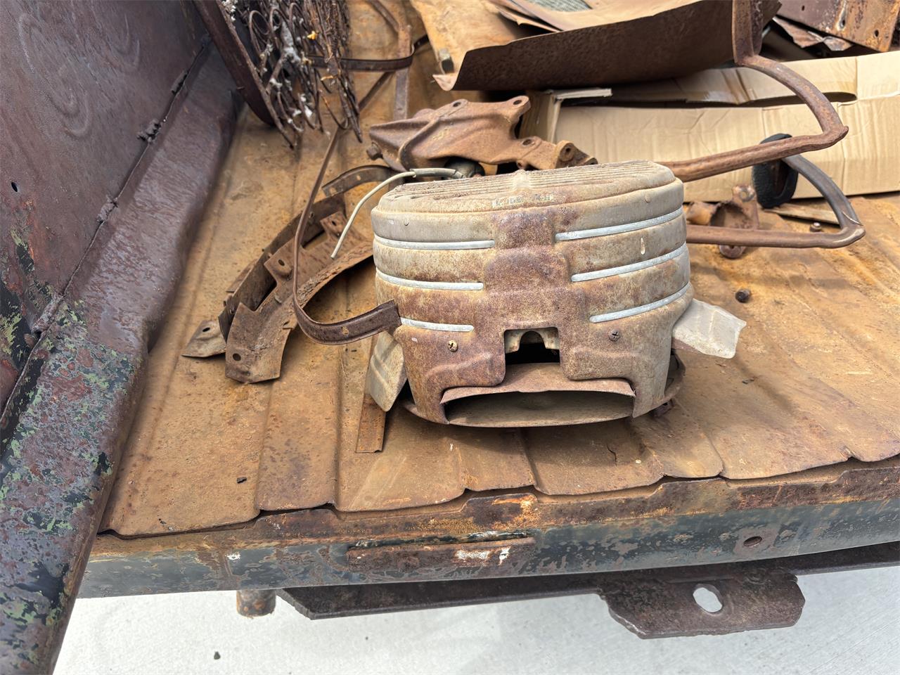 Gmc-12-ton-pickup-1941-7
