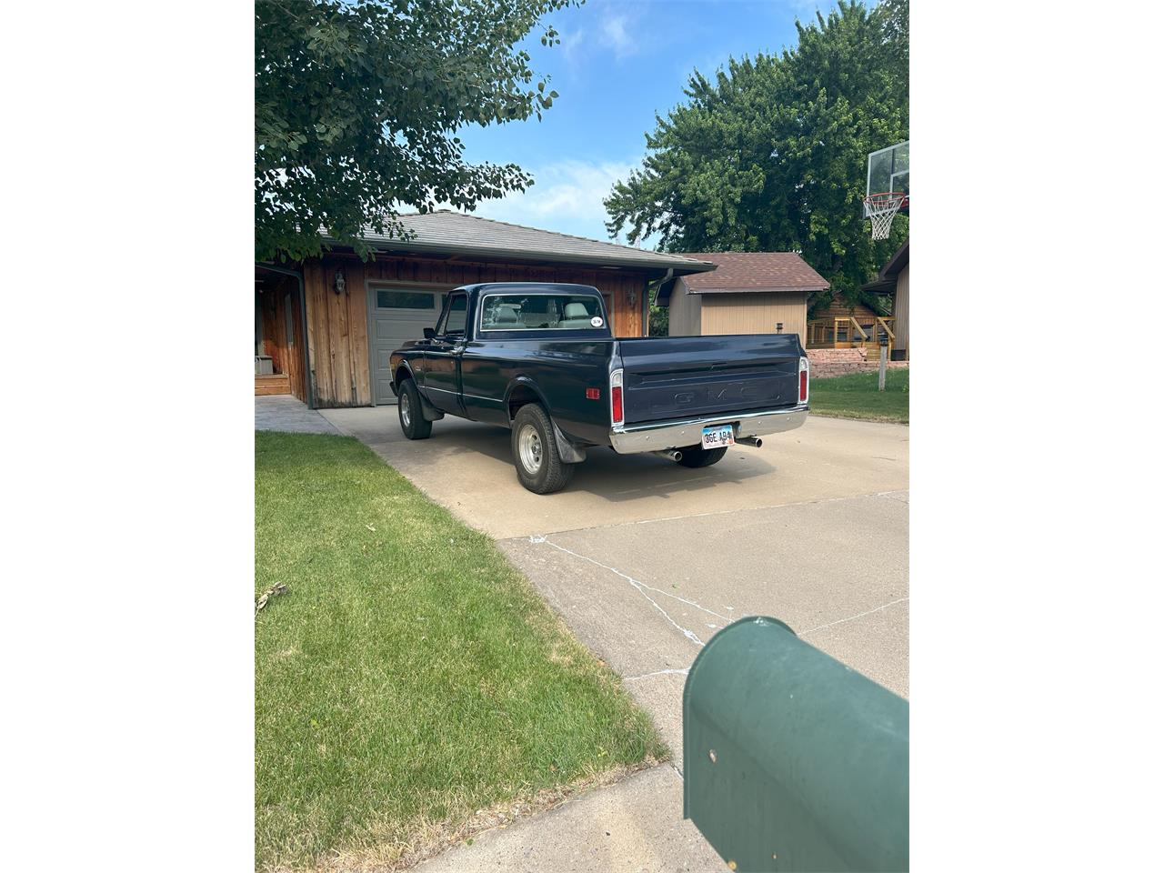 Gmc-12-ton-pickup-1971-dark-blue-gray-leather-7