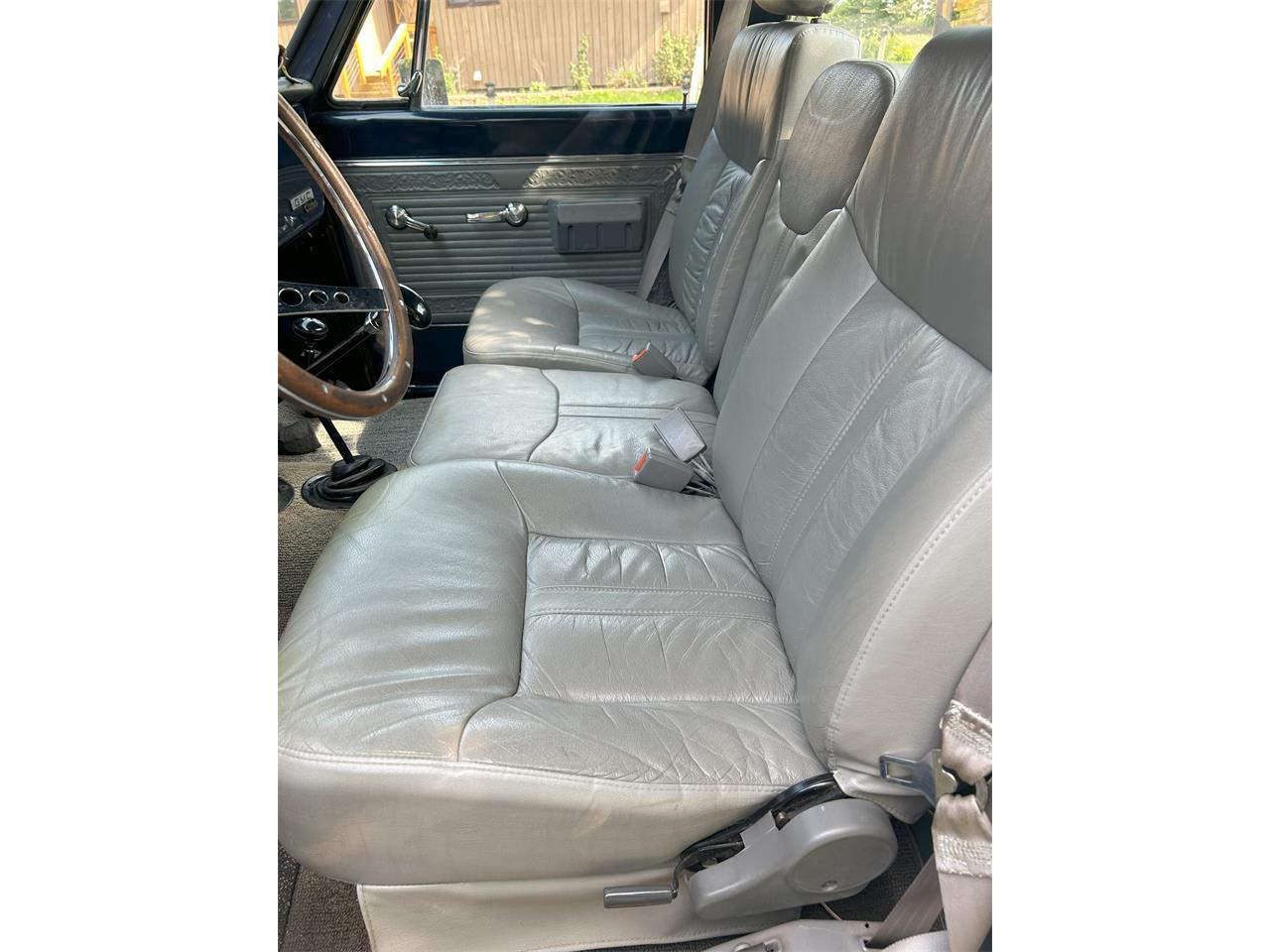 Gmc-12-ton-pickup-1971-dark-blue-gray-leather-9