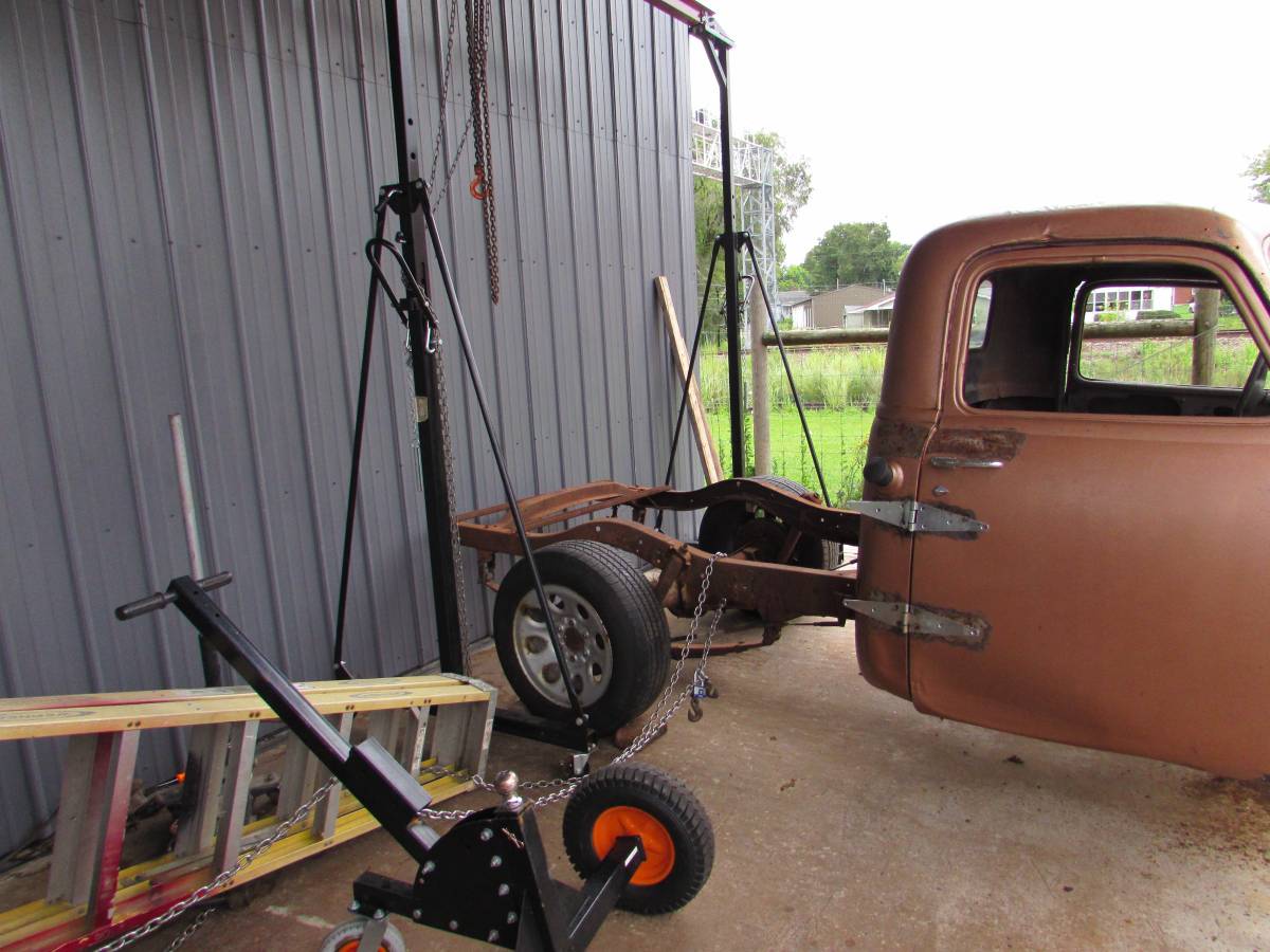 Gmc-12-ton-truck-1953-orange-1