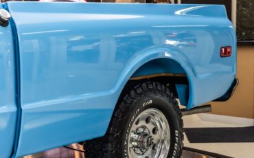 Gmc-1500-1969-Light-Blue-Black-1