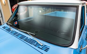 Gmc-1500-1969-Light-Blue-Black-26