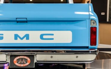 Gmc-1500-1969-Light-Blue-Black-37