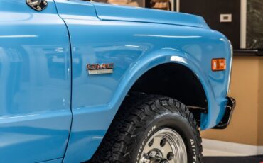 Gmc-1500-1969-Light-Blue-Black-40